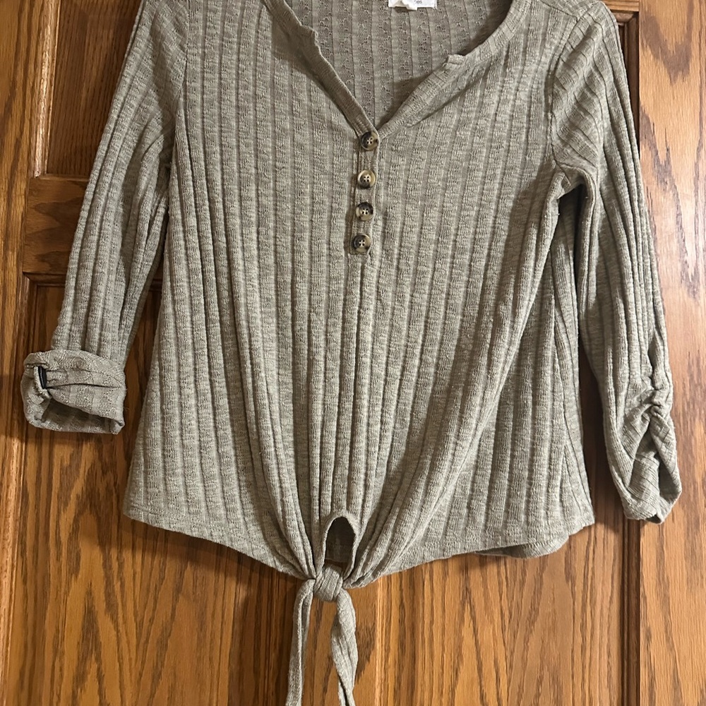 Maurices Ribbed Tie-Front Henley Top - Olive Taupe size S